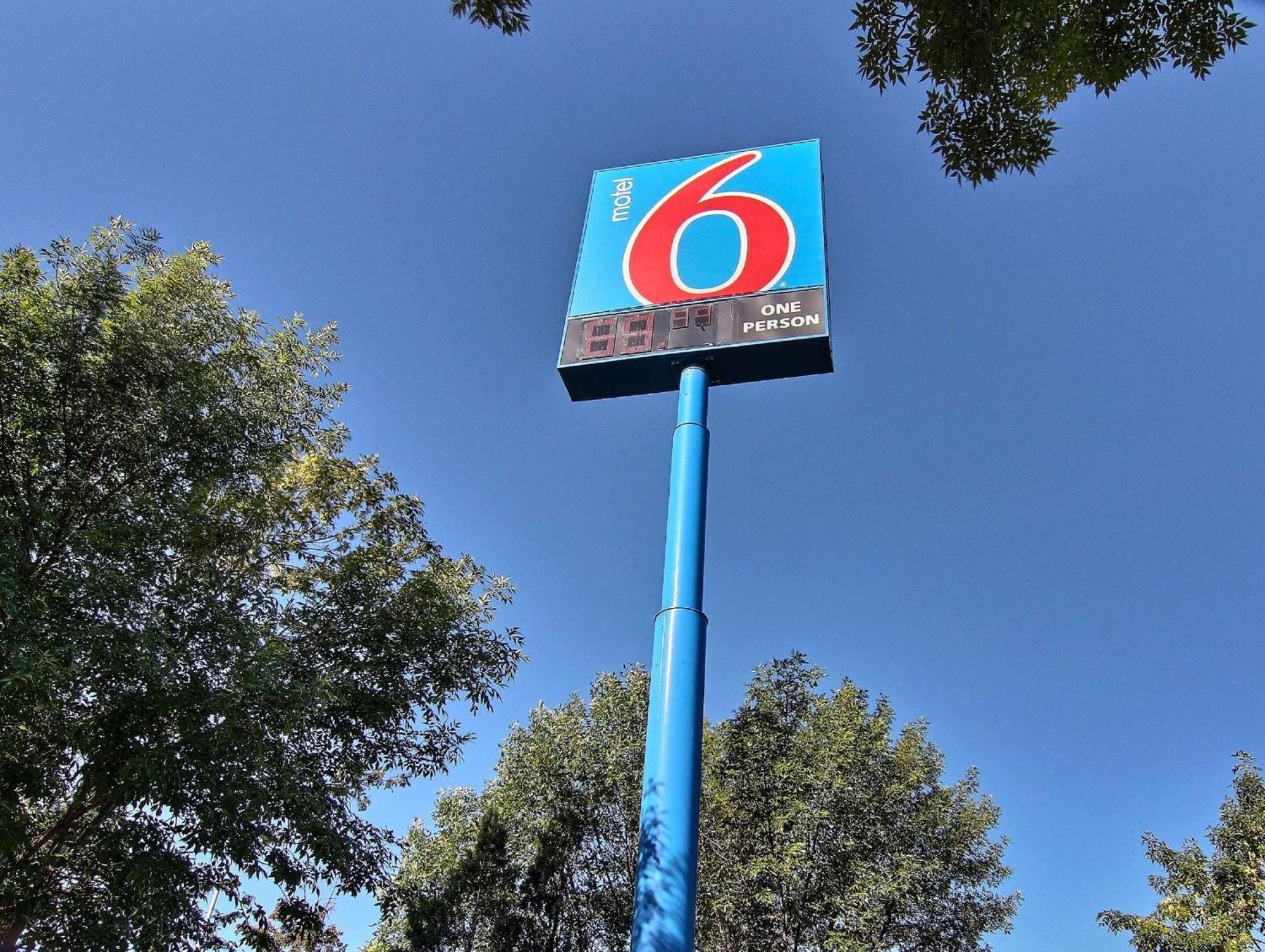 Motel 6-Bismarck, Nd Екстер'єр фото