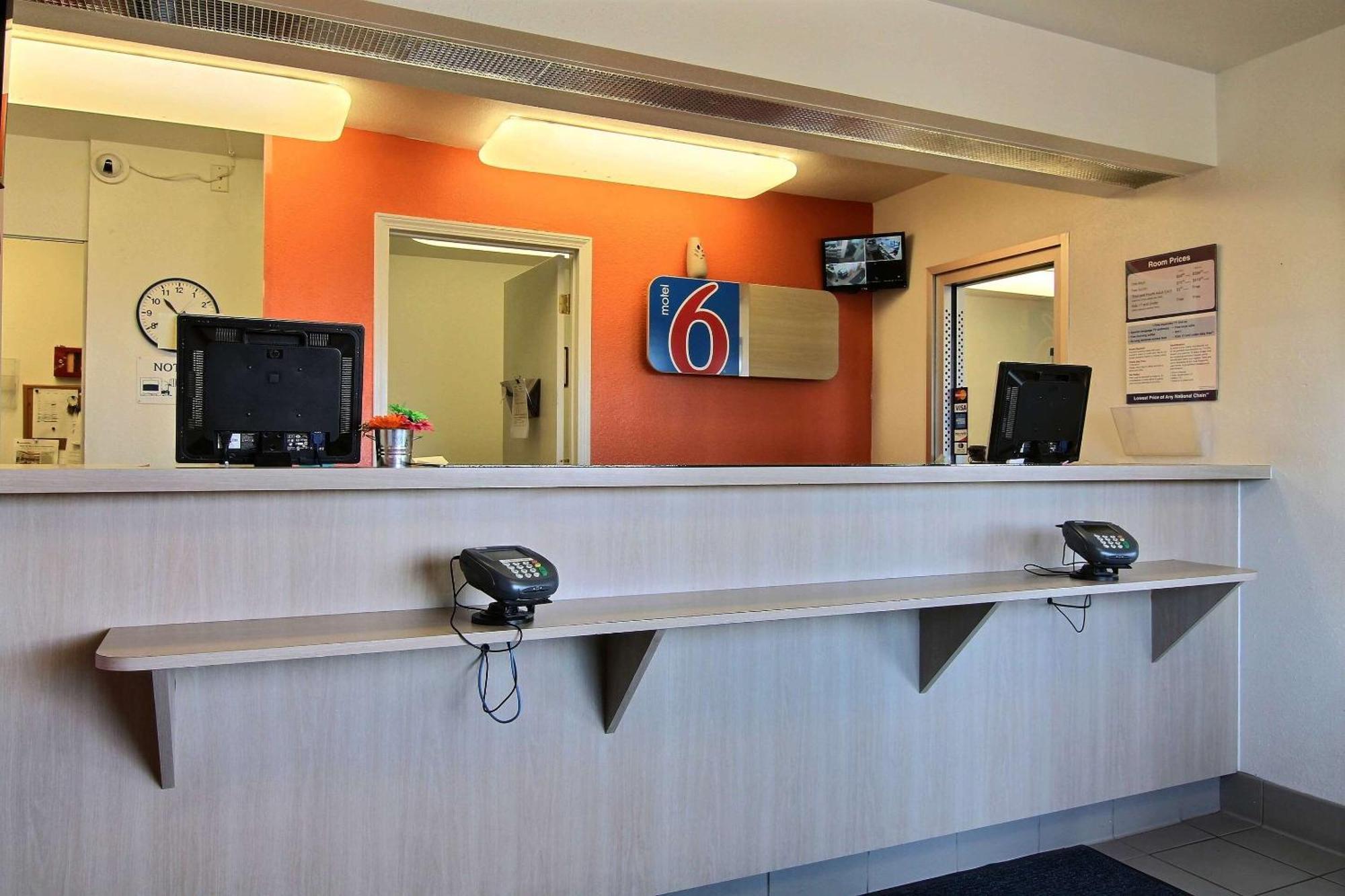 Motel 6-Bismarck, Nd Екстер'єр фото