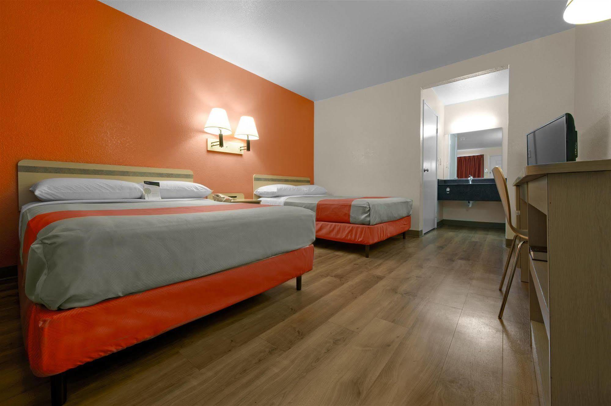 Motel 6-Bismarck, Nd Екстер'єр фото